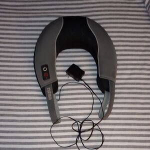 Homedics - Gray Neck Massager with Heat Function